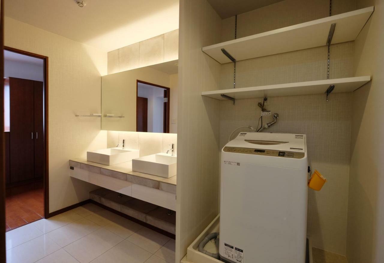 Ookini Hotels Nipponbashi Apartment Osaka Bagian luar foto