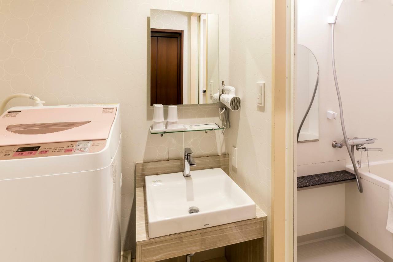 Ookini Hotels Nipponbashi Apartment Osaka Bagian luar foto