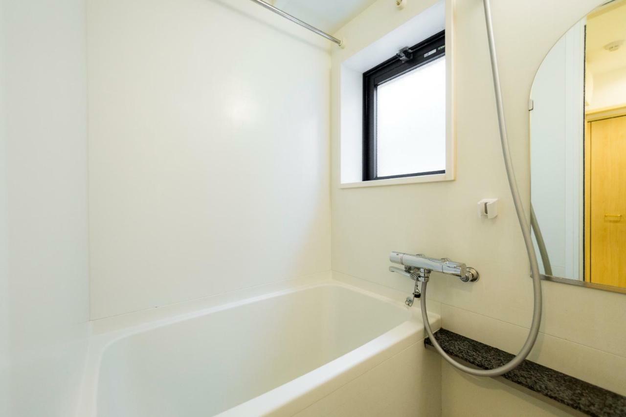 Ookini Hotels Nipponbashi Apartment Osaka Bagian luar foto